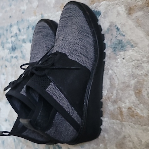 Eileen Fisher Wilson Wedge Sneaker 6.5 - Picture 2 of 4